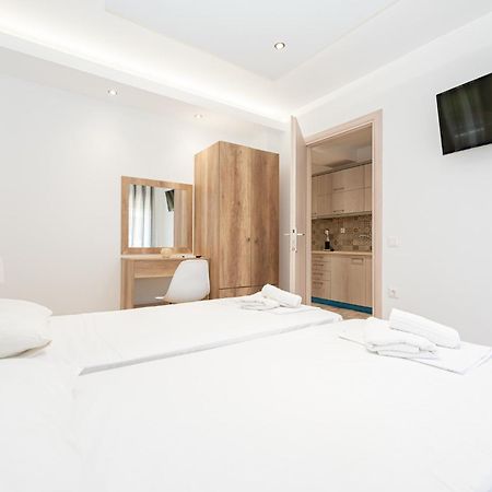 Milonas House Apartments Paralia Dionysiou Buitenkant foto