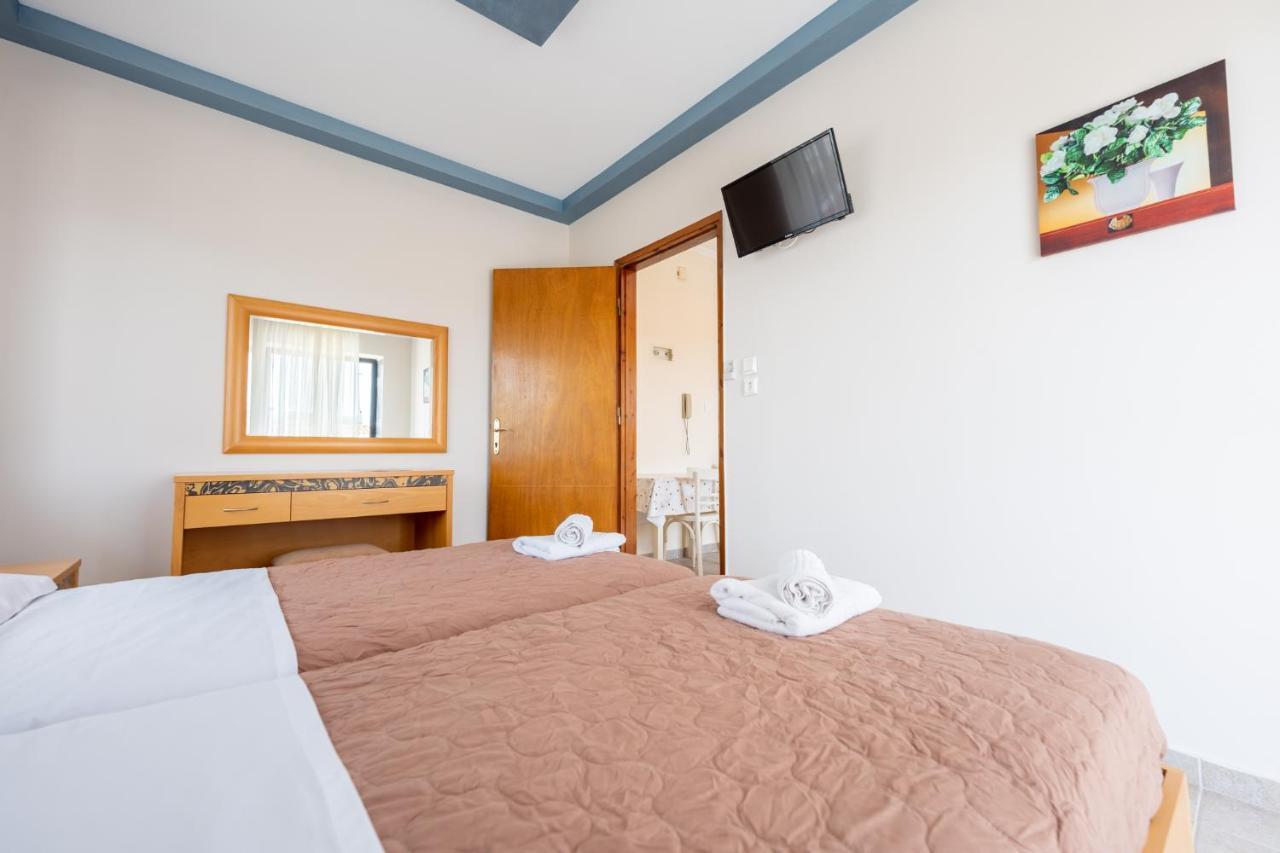 Milonas House Apartments Paralia Dionysiou Buitenkant foto
