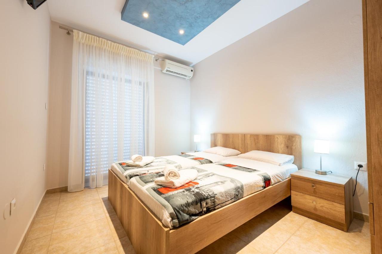Milonas House Apartments Paralia Dionysiou Buitenkant foto