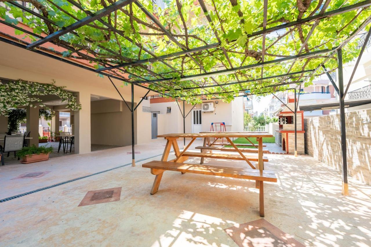 Milonas House Apartments Paralia Dionysiou Buitenkant foto