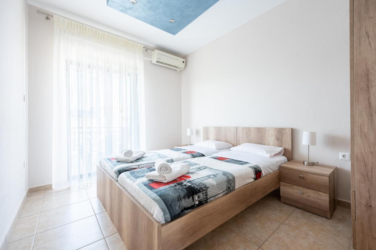 Milonas House Apartments Paralia Dionysiou Buitenkant foto