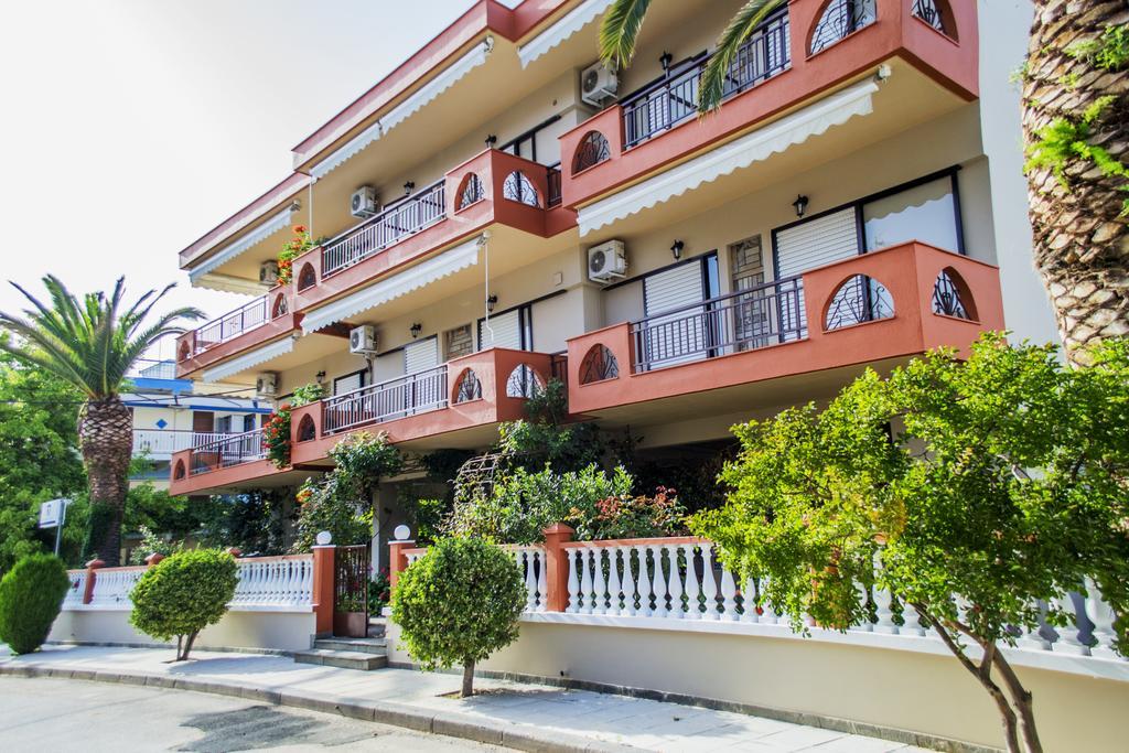 Milonas House Apartments Paralia Dionysiou Buitenkant foto