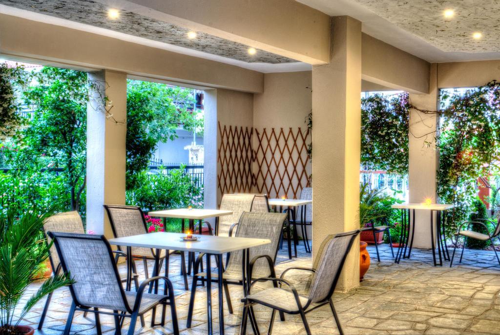 Milonas House Apartments Paralia Dionysiou Buitenkant foto